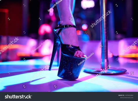Striptiz Prostitutka Magburaka