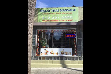 Sexual massage Berkeley Vale