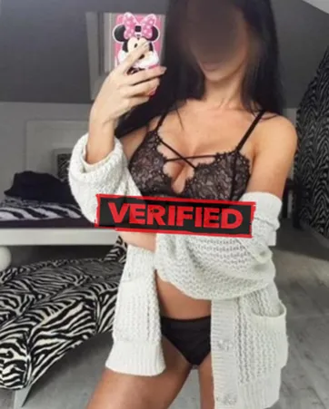 Evelyn pussy Prostitute Krizevci